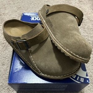 Lutry Suede Birkenstocks!